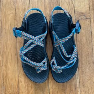 Women’s Rainbow, double strap Chacos